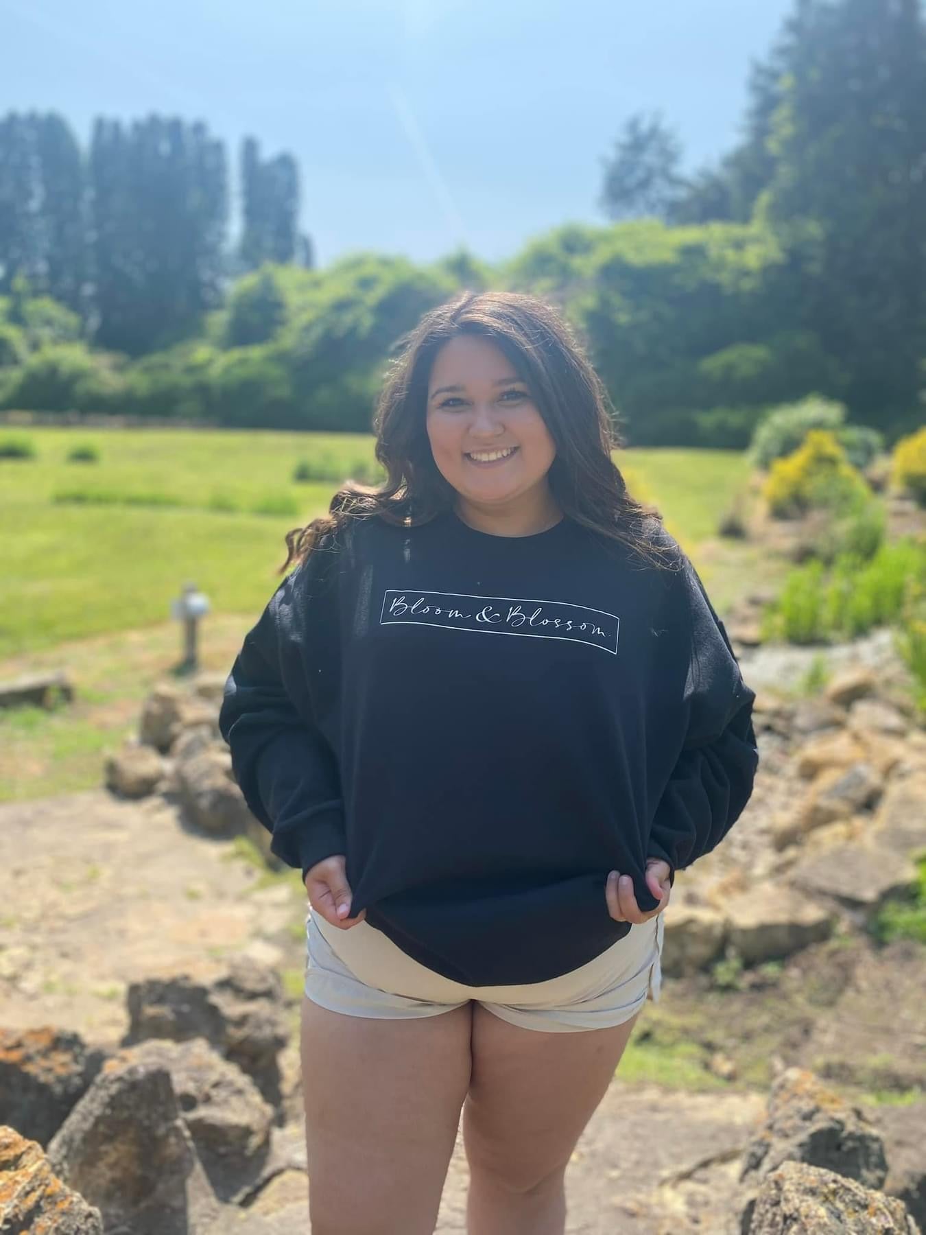 Sweatshirt - Bloom & Blossom - Black