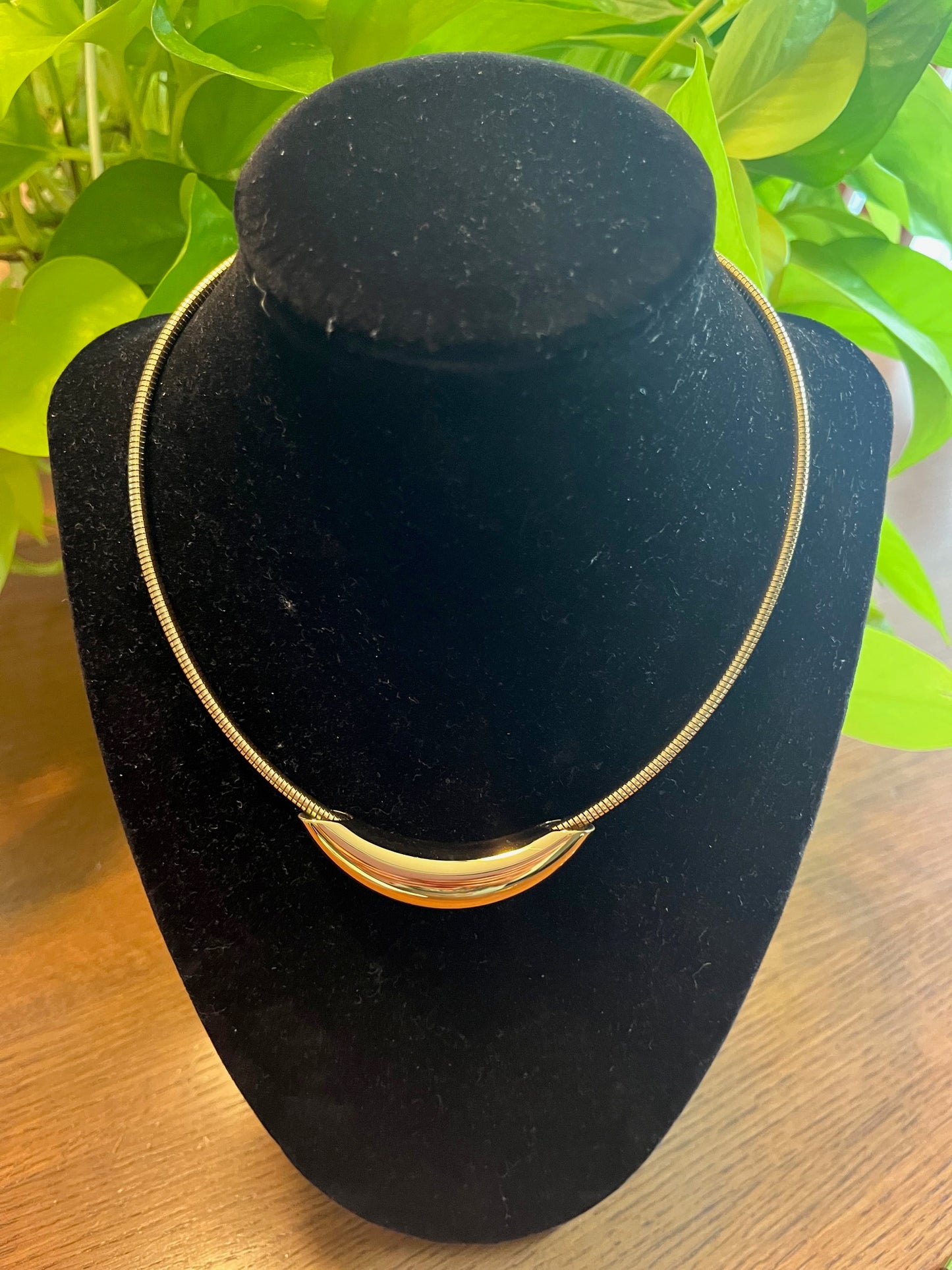 Necklace - Choker