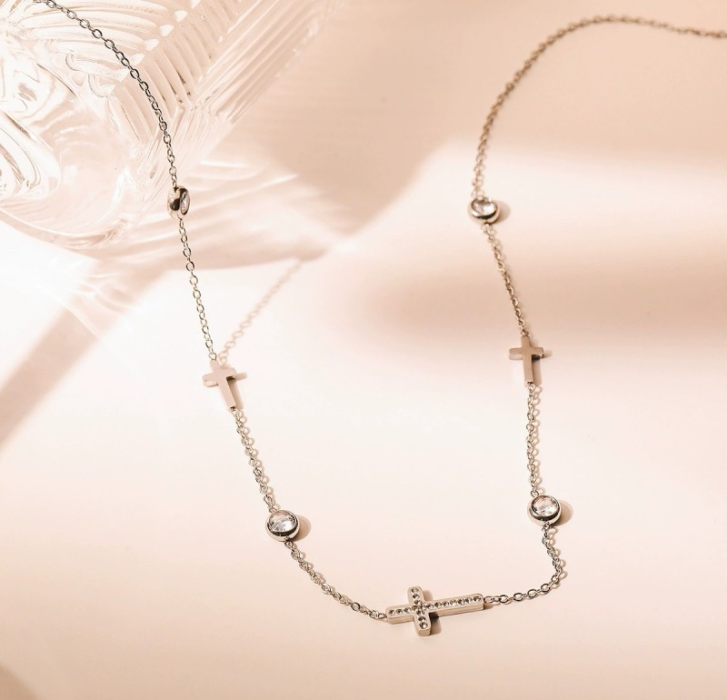 Necklace - Cross - Silver