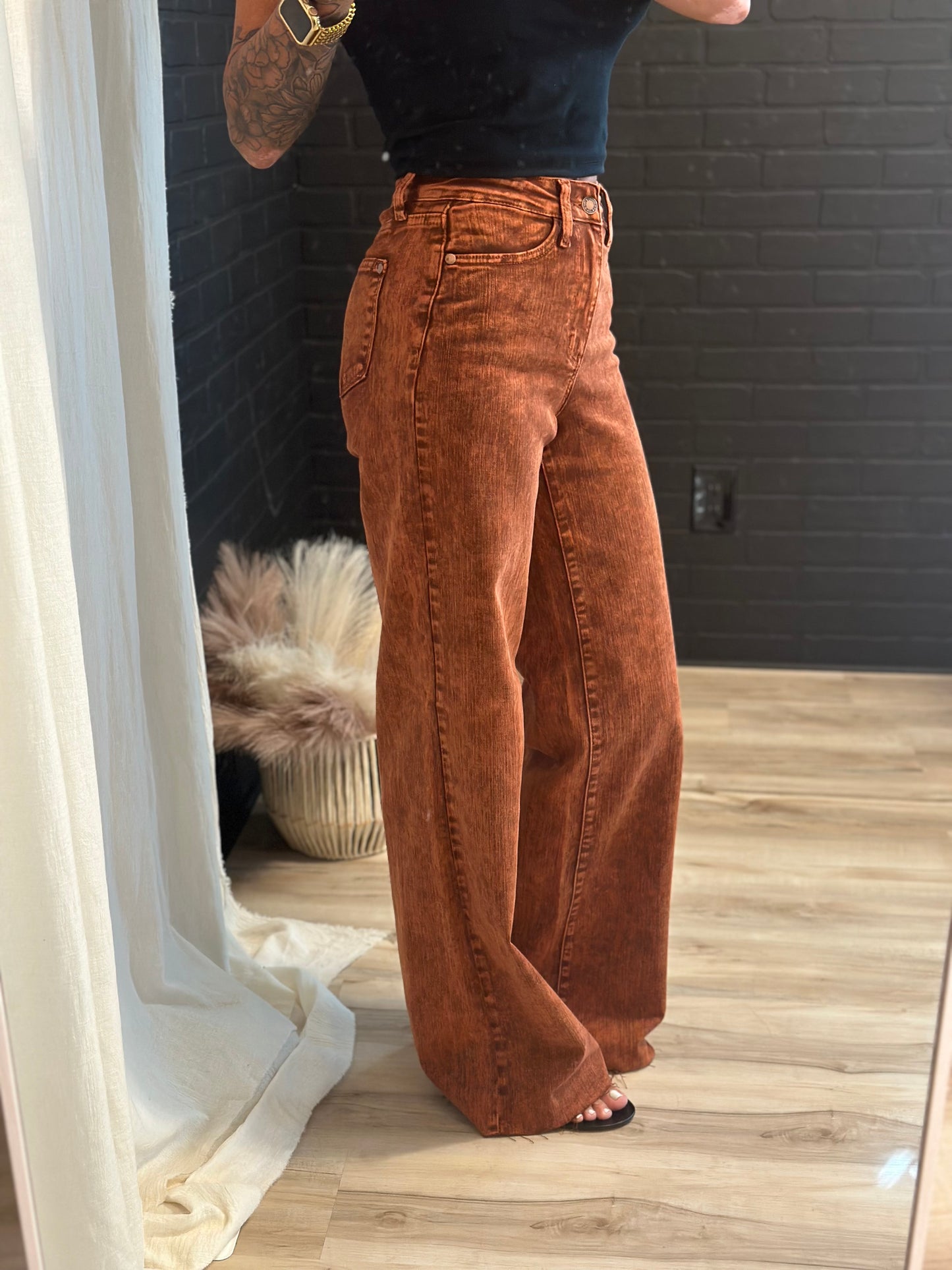 Retro Wide Leg Jeans