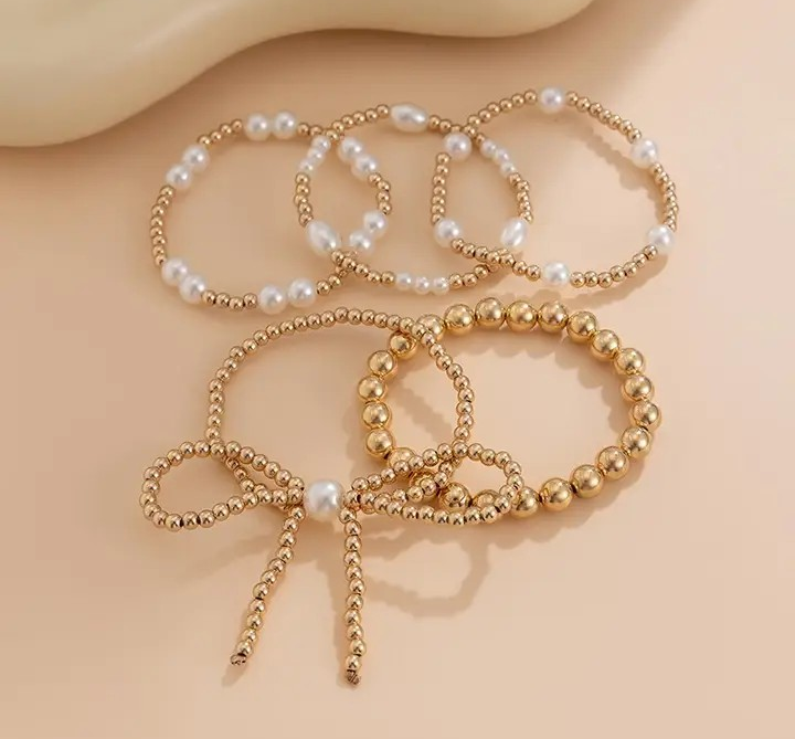 Bracelet - Beaded with Bow