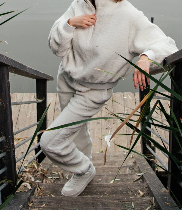 Sherpa Top and Sweatpants Set - Ivory